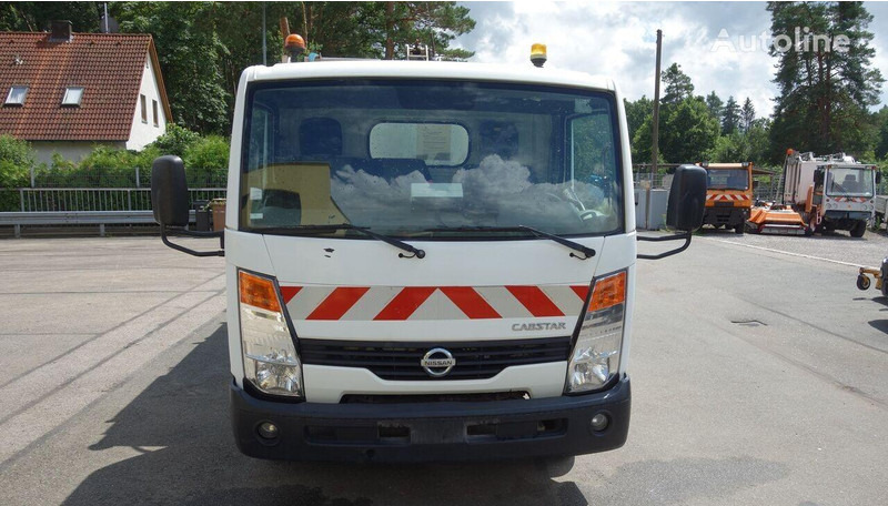 Nissan Cabstar 45.13 - Сміттєвози: фото 2 Nissan Cabstar 45.13 - Сміттєвози: фото 2