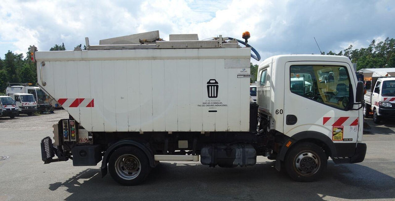 Nissan Cabstar 45.13 - Сміттєвози: фото 4 Nissan Cabstar 45.13 - Сміттєвози: фото 4