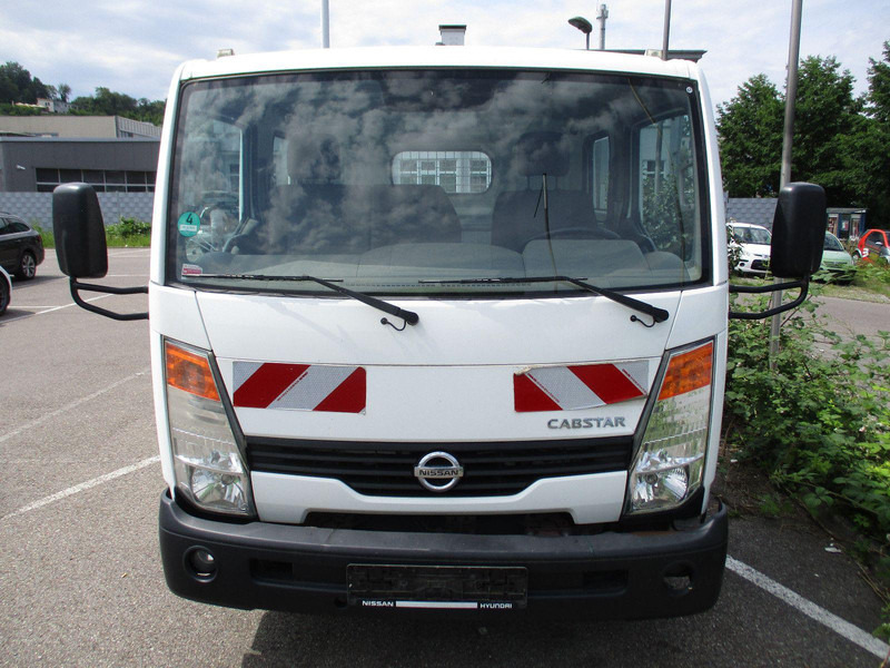 Nissan Cabstar Cabstar 35.XX Doppelkabine - Бортова вантажівка/ Платформа: фото 4 Nissan Cabstar Cabstar 35.XX Doppelkabine - Бортова вантажівка/ Платформа: фото 4