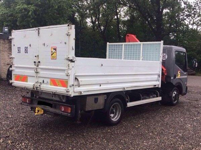Nissan NT400 - Tipper+crane - Самоскид вантажівка, Вантажівка з маніпулятором: фото 3 Nissan NT400 - Tipper+crane - Самоскид вантажівка, Вантажівка з маніпулятором: фото 3