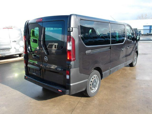 Opel Vivaro - Суцільнометалевий фургон: фото 5 Opel Vivaro - Суцільнометалевий фургон: фото 5