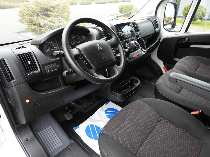 Peugeot BOXER KONTENER WINDA 8 PALET TEMPOMAT KLIMATYZACJA 140KM [ V050 - Фургон з закритим кузовом: фото 2 Peugeot BOXER KONTENER WINDA 8 PALET TEMPOMAT KLIMATYZACJA 140KM [ V050 - Фургон з закритим кузовом: фото 2