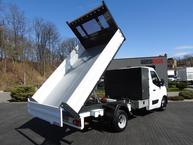 Renault MASTER  WYWROTKA TEMPOMAT NAWIGACJA LEDY BLIŹNIACZE KOŁA KLIMATY - Малотоннажний самоскид: фото 3 Renault MASTER  WYWROTKA TEMPOMAT NAWIGACJA LEDY BLIŹNIACZE KOŁA KLIMATY - Малотоннажний самоскид: фото 3