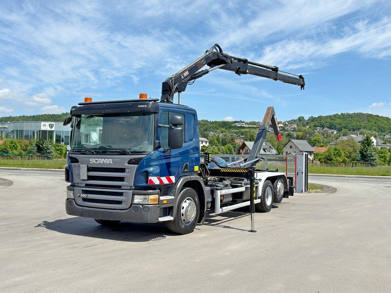 Scania P 360 * ABROLLKIPPER * HIAB 111 BS -2 HIDUO/FUNK - Гаковий мультиліфт вантажівка, Вантажівка з маніпулятором: фото 2 Scania P 360 * ABROLLKIPPER * HIAB 111 BS -2 HIDUO/FUNK - Гаковий мультиліфт вантажівка, Вантажівка з маніпулятором: фото 2