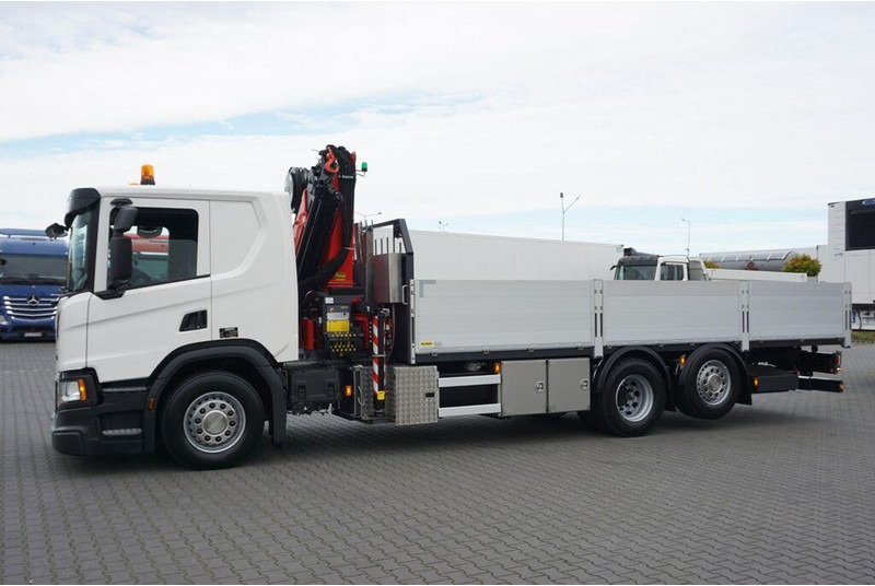 Scania P 410 / 6 X 2 / SKRZYNIOWY + HDS / PALFINGER PK 24 001 / OŚ SKRĘ - Бортова вантажівка/ Платформа, Вантажівка з маніпулятором: фото 3 Scania P 410 / 6 X 2 / SKRZYNIOWY + HDS / PALFINGER PK 24 001 / OŚ SKRĘ - Бортова вантажівка/ Платформа, Вантажівка з маніпулятором: фото 3