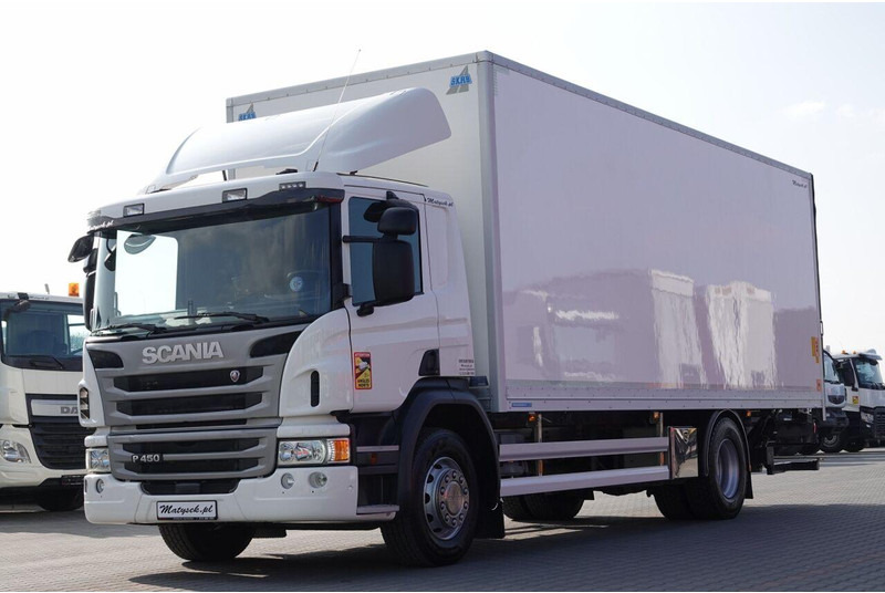 Scania P 450 / 4x2 / IZOTERMA / NIISKI PRZEBIEG 96 tys. km / WINDA ZA - Рефрижератор вантажівка: фото 4 Scania P 450 / 4x2 / IZOTERMA / NIISKI PRZEBIEG 96 tys. km / WINDA ZA - Рефрижератор вантажівка: фото 4