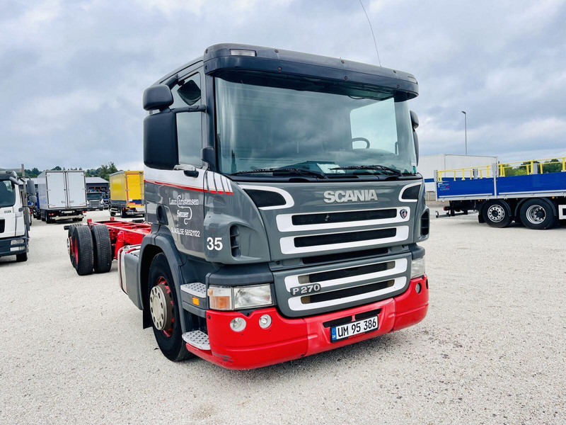 Scania P R 270 - Вантажівка шасі: фото 2 Scania P R 270 - Вантажівка шасі: фото 2