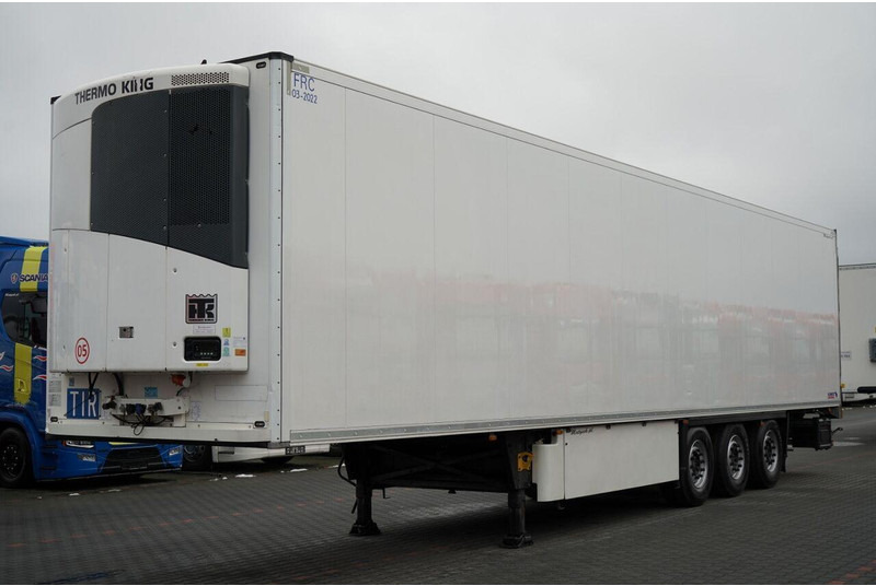 Schmitz Cargobull CHŁODNIA / THERMO KING / HAKÓWKA / OŚ PODNOSZONA / KOSZ NA PALE - Рефрижератор напівпричіп: фото 1 Schmitz Cargobull CHŁODNIA / THERMO KING / HAKÓWKA / OŚ PODNOSZONA / KOSZ NA PALE - Рефрижератор напівпричіп: фото 1