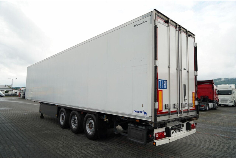 Schmitz Cargobull CHŁODNIA / THERMO KING SLX 300 / HAKÓWKA / HAKOWA / OŚ PODNOSZON - Рефрижератор напівпричіп: фото 4 Schmitz Cargobull CHŁODNIA / THERMO KING SLX 300 / HAKÓWKA / HAKOWA / OŚ PODNOSZON - Рефрижератор напівпричіп: фото 4