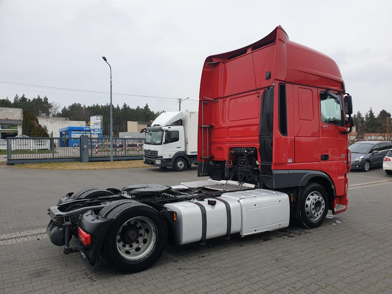 DAF XF 106 460 EURO 6 SSC LOW DECK - Тягач: фото 4 DAF XF 106 460 EURO 6 SSC LOW DECK - Тягач: фото 4