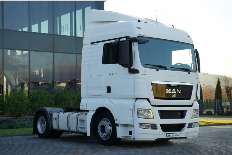 MAN TGX 18.440 / XLX / MEGA / MANUAL / LOW DECK - Тягач: фото 1 MAN TGX 18.440 / XLX / MEGA / MANUAL / LOW DECK - Тягач: фото 1