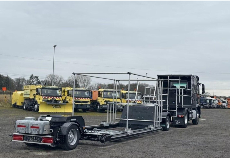 Mercedes-Benz Arocs 2143 Specialized for MOVIE production - Тягач: фото 2 Mercedes-Benz Arocs 2143 Specialized for MOVIE production - Тягач: фото 2