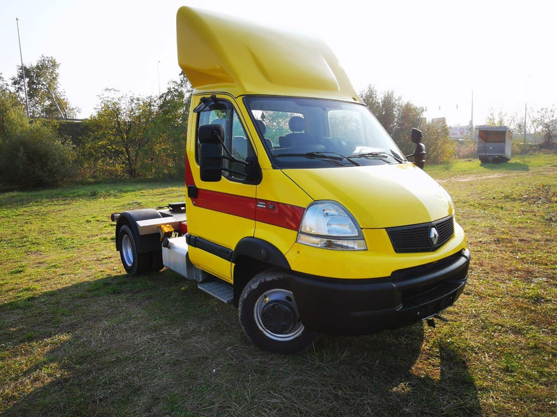 Renault MASCOTT 160 dxi BE Mini Trekker - SZM - 3.5t - Тягач: фото 2 Renault MASCOTT 160 dxi BE Mini Trekker - SZM - 3.5t - Тягач: фото 2