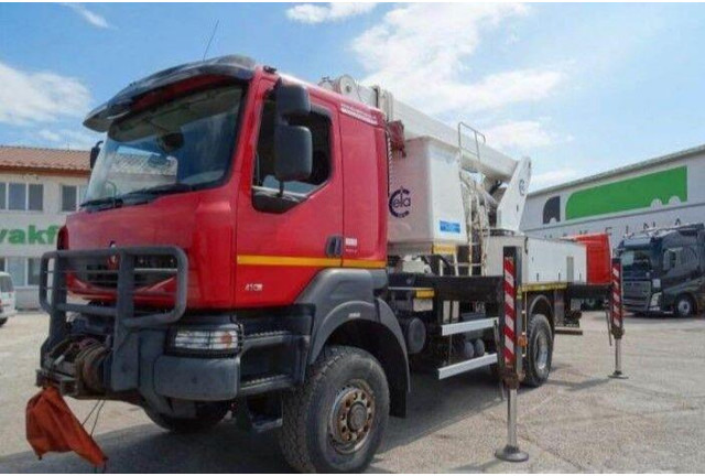 Renault KERAX 410.19 4x4 Emelőkosaras Cela 17m - Вантажівка, Вантажівка з маніпулятором: фото 2 Renault KERAX 410.19 4x4 Emelőkosaras Cela 17m - Вантажівка, Вантажівка з маніпулятором: фото 2