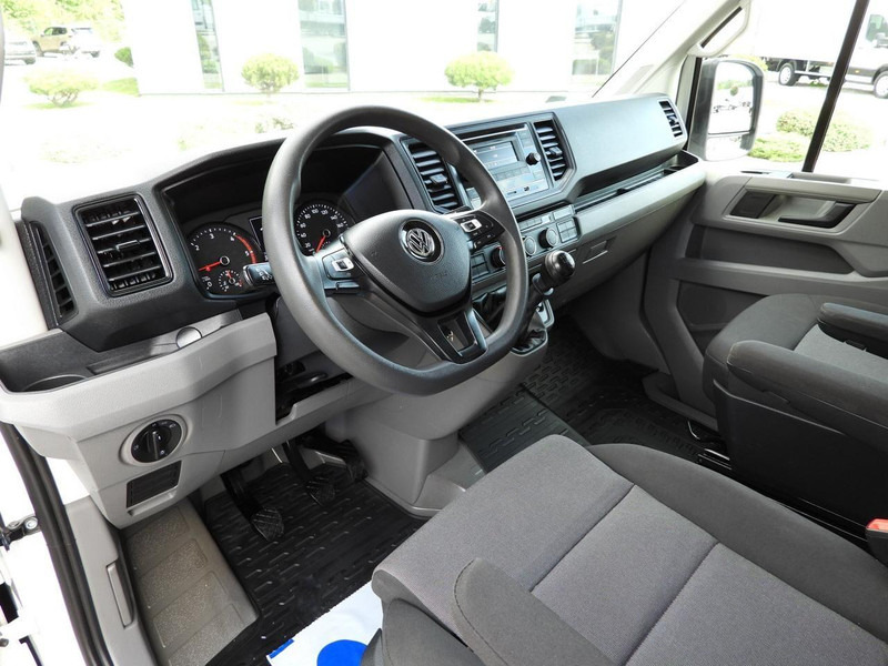Volkswagen CRAFTER PLANDEKA WINDA 8 PALET WEBASTO TEMPOMAT LEDY KLIMATYZACJ - Тентований фургон: фото 2 Volkswagen CRAFTER PLANDEKA WINDA 8 PALET WEBASTO TEMPOMAT LEDY KLIMATYZACJ - Тентований фургон: фото 2