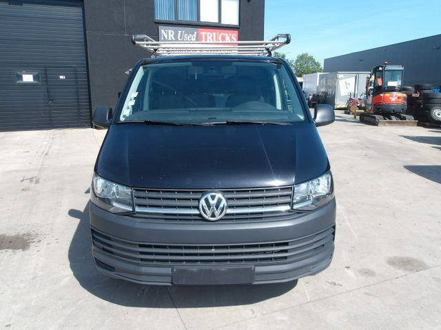 Volkswagen Transporter - Суцільнометалевий фургон: фото 3 Volkswagen Transporter - Суцільнометалевий фургон: фото 3