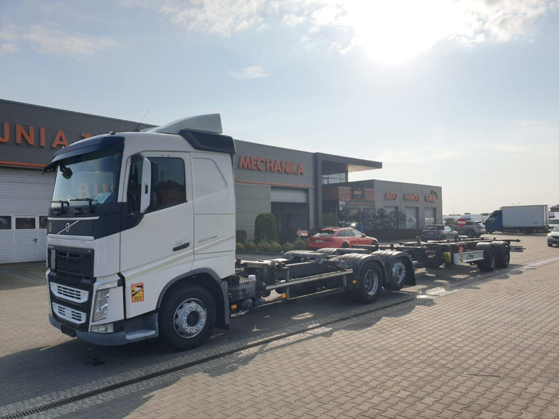 Volvo FH 460 EURO 6 BDF SWAP CHASSIS + TRAILER FLIEGL TWP180 - Вантажівка шасі: фото 1 Volvo FH 460 EURO 6 BDF SWAP CHASSIS + TRAILER FLIEGL TWP180 - Вантажівка шасі: фото 1