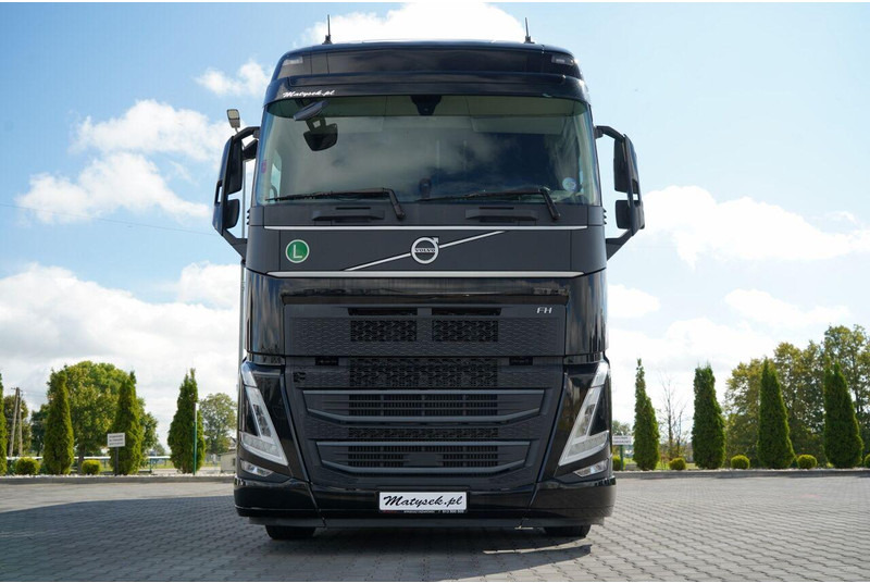 Volvo FH 500 / I-SAVE / TANDEM PRZEJAZDOWY / 2023 / KLIMA POSTOJOWA / - Тентована вантажівка: фото 3 Volvo FH 500 / I-SAVE / TANDEM PRZEJAZDOWY / 2023 / KLIMA POSTOJOWA / - Тентована вантажівка: фото 3