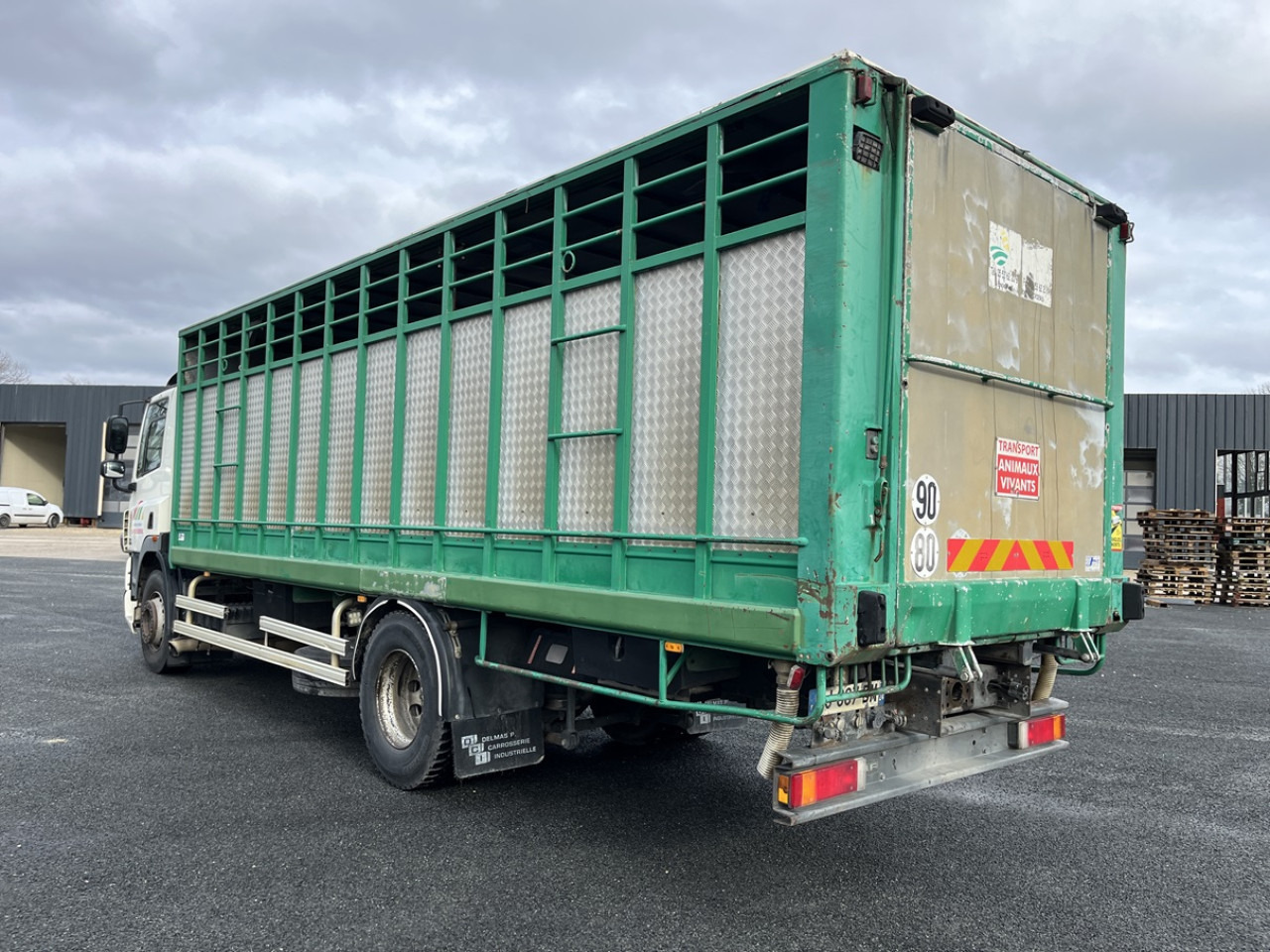 DAF CF410 - Коневоз: фото 4 DAF CF410 - Коневоз: фото 4