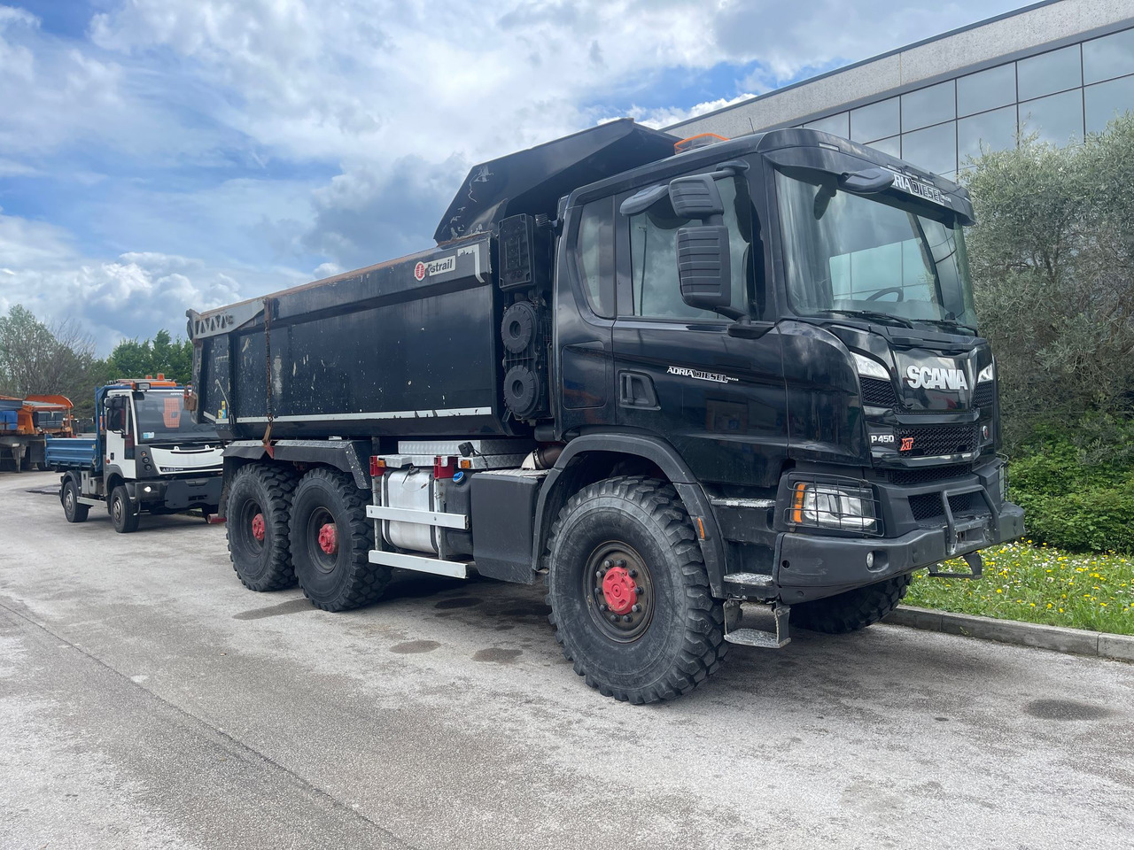 SCANIA P450 XT - Самоскид вантажівка: фото 1 SCANIA P450 XT - Самоскид вантажівка: фото 1