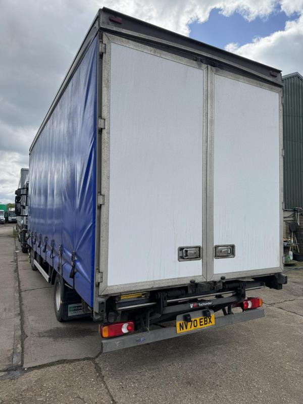 IVECO 75.160 Eurocargo 7.5 Ton Curtainside - Тентована вантажівка: фото 4 IVECO 75.160 Eurocargo 7.5 Ton Curtainside - Тентована вантажівка: фото 4