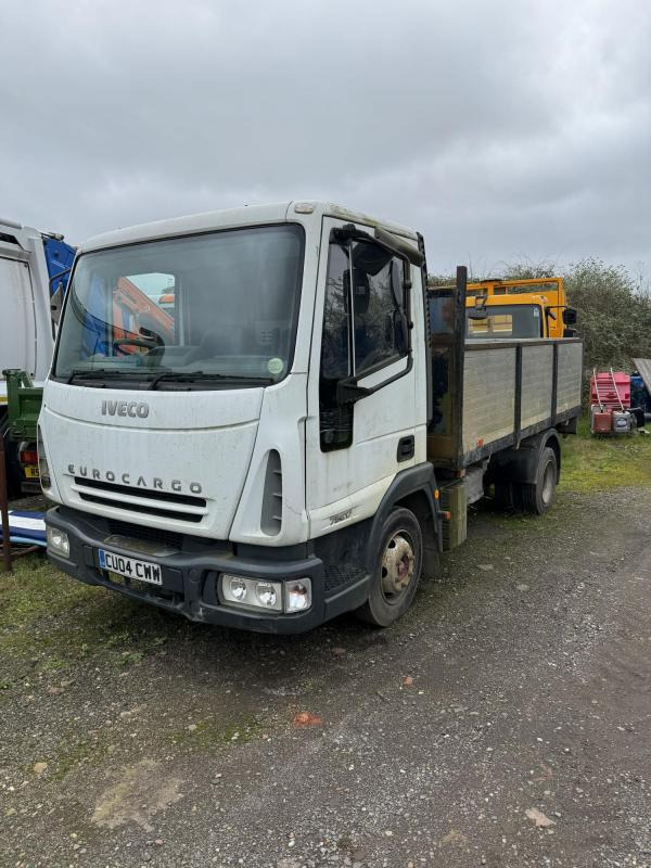 Самоскид вантажівка Iveco 7.5 Ton Tipper truck: фото 1