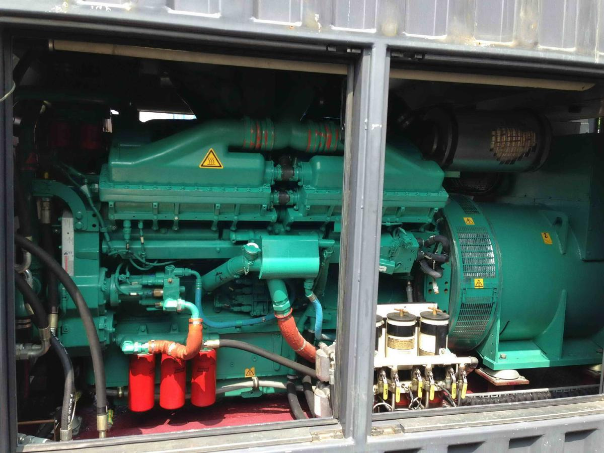Cummins Generator 1250 KVA QSK45-G4 Engine Super silent Silent - Електричний генератор: фото 3 Cummins Generator 1250 KVA QSK45-G4 Engine Super silent Silent - Електричний генератор: фото 3