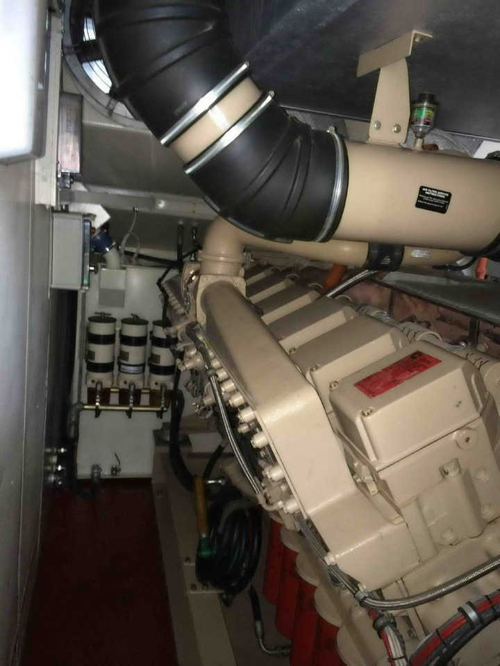 Електричний генератор Cummins Generator 1425 KVA powerd by KTA50-G3 Super Silent: фото 13