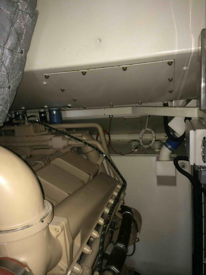 Електричний генератор Cummins Generator 1425 KVA powerd by KTA50-G3 Super Silent: фото 9