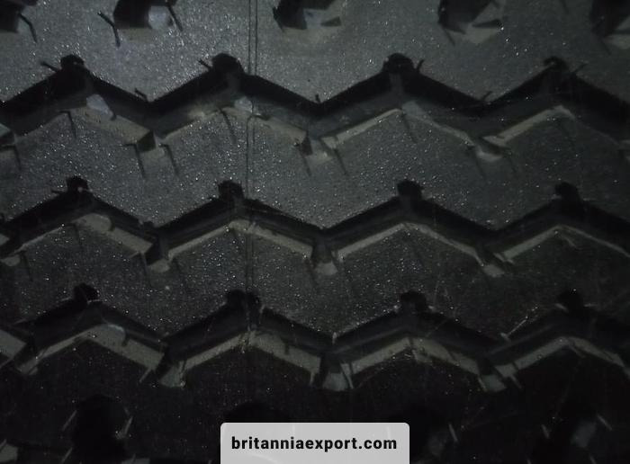 FACTORY Retread 12.00R24 directional Truck Tyres | Heavy-Duty | Export Ready - Шина: фото 1 FACTORY Retread 12.00R24 directional Truck Tyres | Heavy-Duty | Export Ready - Шина: фото 1