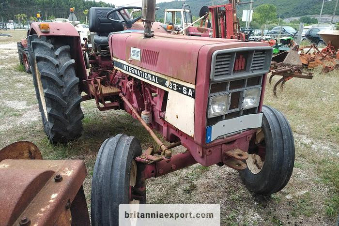 INTERNATIONAL 433 SA Farm Tractor | 2.5L Diesel | 4x2 | Brand New Tyres - Трактор: фото 2 INTERNATIONAL 433 SA Farm Tractor | 2.5L Diesel | 4x2 | Brand New Tyres - Трактор: фото 2