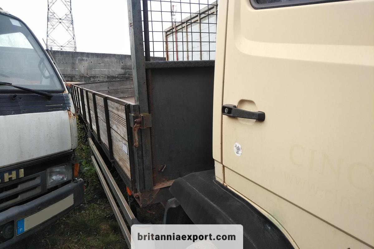 MERCEDES-BENZ 1314 | OM366 6 Cylinder | 4x2 6 Tyres | 13 Ton | On Springs - Бортова вантажівка/ Платформа: фото 4 MERCEDES-BENZ 1314 | OM366 6 Cylinder | 4x2 6 Tyres | 13 Ton | On Springs - Бортова вантажівка/ Платформа: фото 4