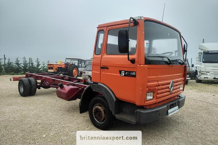 RENAULT Midliner S120 Turbo 7.7 Ton Chassis Cab Truck | ZF Manual | - Вантажівка шасі: фото 1 RENAULT Midliner S120 Turbo 7.7 Ton Chassis Cab Truck | ZF Manual | - Вантажівка шасі: фото 1