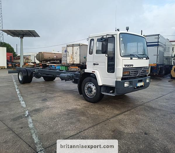VOLVO FL619 Intercooler | Manual Pump | 19 Ton | On 10 Studs | Full Springs Suspension | - Вантажівка шасі: фото 1 VOLVO FL619 Intercooler | Manual Pump | 19 Ton | On 10 Studs | Full Springs Suspension | - Вантажівка шасі: фото 1
