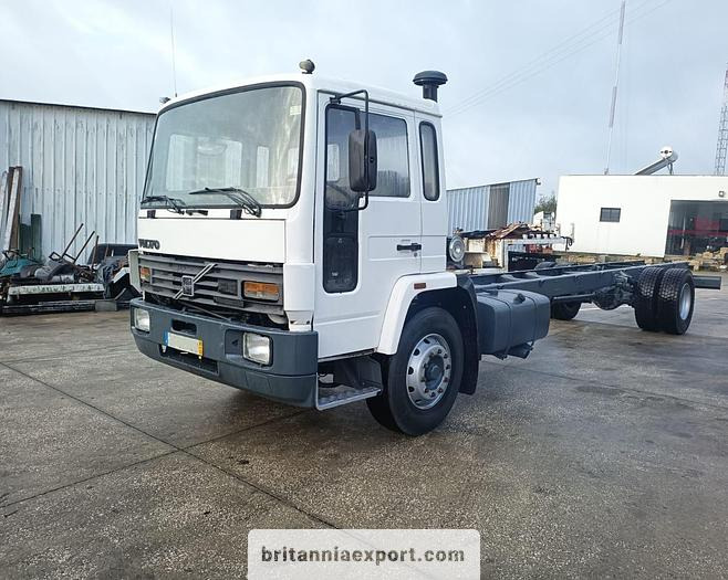 VOLVO FL619 Intercooler | Manual Pump | 19 Ton | On 10 Studs | Full Springs Suspension | - Вантажівка шасі: фото 2 VOLVO FL619 Intercooler | Manual Pump | 19 Ton | On 10 Studs | Full Springs Suspension | - Вантажівка шасі: фото 2