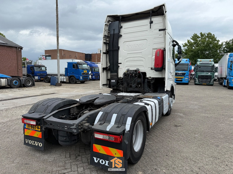 Volvo FH EURO 6 - AUTOMATIC - 2 TANKS - NL TRUCK - APK/TUV 02/2026 - NEW TACHO - TOP! - Тягач: фото 4 Volvo FH EURO 6 - AUTOMATIC - 2 TANKS - NL TRUCK - APK/TUV 02/2026 - NEW TACHO - TOP! - Тягач: фото 4