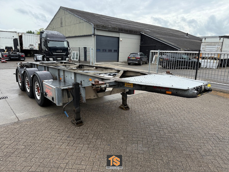 Van Hool 3B2013 20FT - ADR - MERCEDES AXLE - DRUM BRAKE - NL TOP TRAILER - 3x AVAILABLE! - Контейнеровоз/ Змінний кузов напівпричіп: фото 4 Van Hool 3B2013 20FT - ADR - MERCEDES AXLE - DRUM BRAKE - NL TOP TRAILER - 3x AVAILABLE! - Контейнеровоз/ Змінний кузов напівпричіп: фото 4
