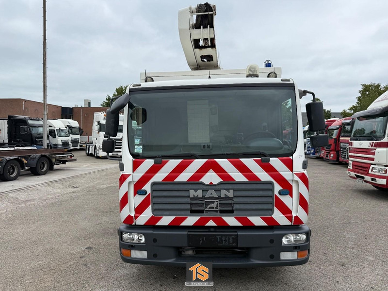 MAN TGL 12.210 EURO 5 - MANUAL - VERSALIFT VST-237-NF HEIGHT 14 M - BELGIUM TRUCK - TOP! - Вантажівка, Вантажівка з маніпулятором: фото 5 MAN TGL 12.210 EURO 5 - MANUAL - VERSALIFT VST-237-NF HEIGHT 14 M - BELGIUM TRUCK - TOP! - Вантажівка, Вантажівка з маніпулятором: фото 5