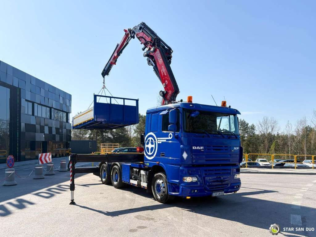 DAF XF 105.510 6x4 FASSI 450 FLY JIB Winch 5th - Вантажівка з маніпулятором: фото 2 DAF XF 105.510 6x4 FASSI 450 FLY JIB Winch 5th - Вантажівка з маніпулятором: фото 2