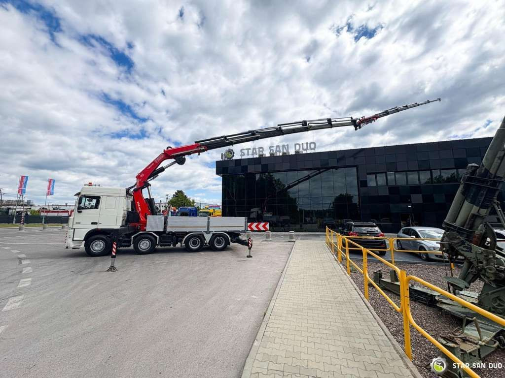 DAF XF 105.510 8x4 FASSI F800 XP Crane Fifth wheel - Вантажівка з маніпулятором: фото 3 DAF XF 105.510 8x4 FASSI F800 XP Crane Fifth wheel - Вантажівка з маніпулятором: фото 3