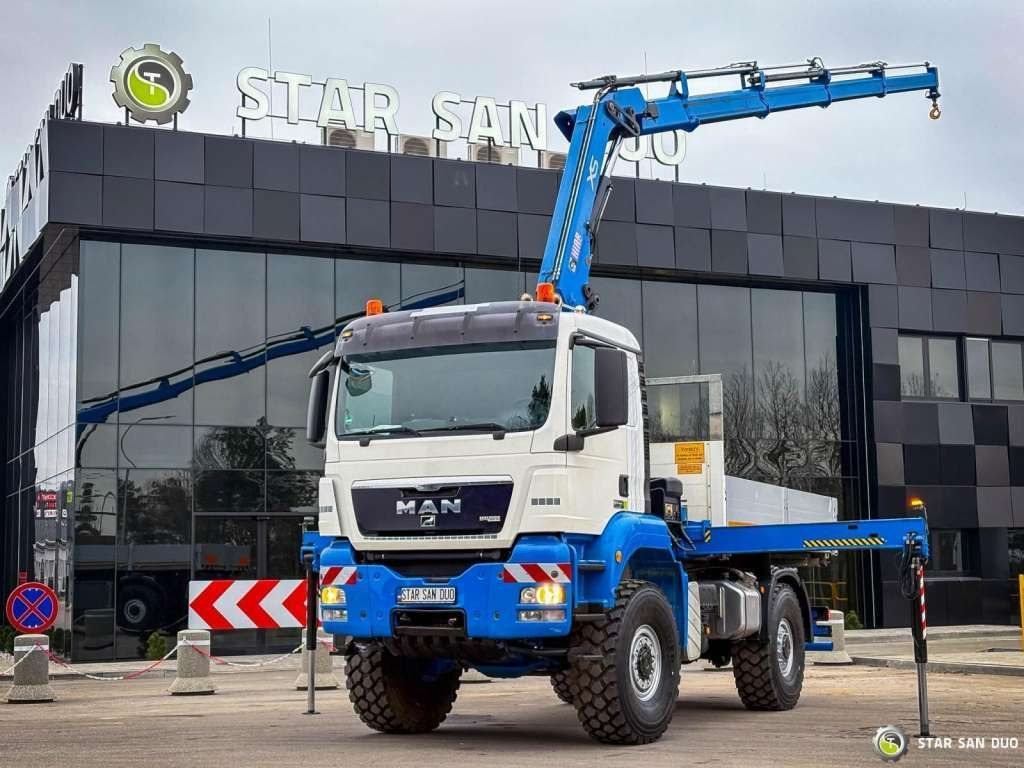 MAN TGS 18.440 4x4 HIAB 166 E-4 CRANE KRAN MAN TGS 18.440 4x4 HIAB 166 E-4 CRANE KRAN - Вантажівка з маніпулятором, Бортова вантажівка/ Платформа: фото 1 MAN TGS 18.440 4x4 HIAB 166 E-4 CRANE KRAN MAN TGS 18.440 4x4 HIAB 166 E-4 CRANE KRAN - Вантажівка з маніпулятором, Бортова вантажівка/ Платформа: фото 1