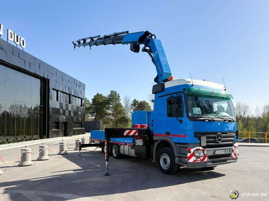 Mercedes-Benz ACTROS 2646L 6x4 PALFINGER 36002 Crane Winch - Вантажівка з маніпулятором: фото 2 Mercedes-Benz ACTROS 2646L 6x4 PALFINGER 36002 Crane Winch - Вантажівка з маніпулятором: фото 2