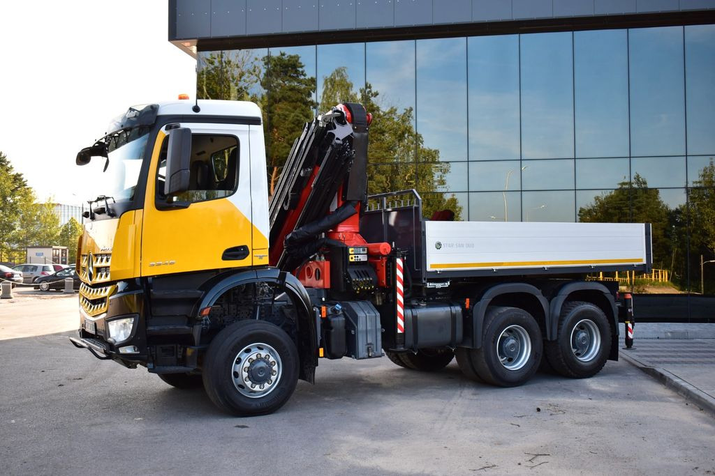 Mercedes-Benz AROCS 3345 6x6 PALFINGER PK 33002 EURO 6 KRAN - Вантажівка з маніпулятором, Бортова вантажівка/ Платформа: фото 4 Mercedes-Benz AROCS 3345 6x6 PALFINGER PK 33002 EURO 6 KRAN - Вантажівка з маніпулятором, Бортова вантажівка/ Платформа: фото 4