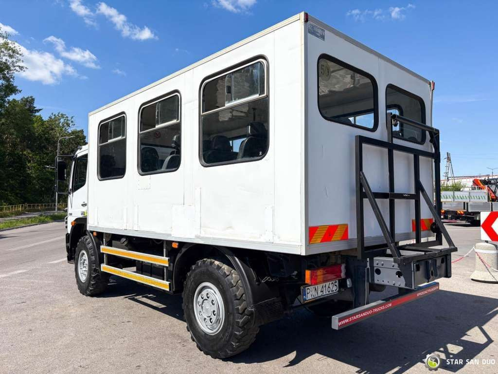 Mercedes-Benz ATEGO 1326 4x4 Double Cab Camper BUS - Вантажівка шасі: фото 4 Mercedes-Benz ATEGO 1326 4x4 Double Cab Camper BUS - Вантажівка шасі: фото 4