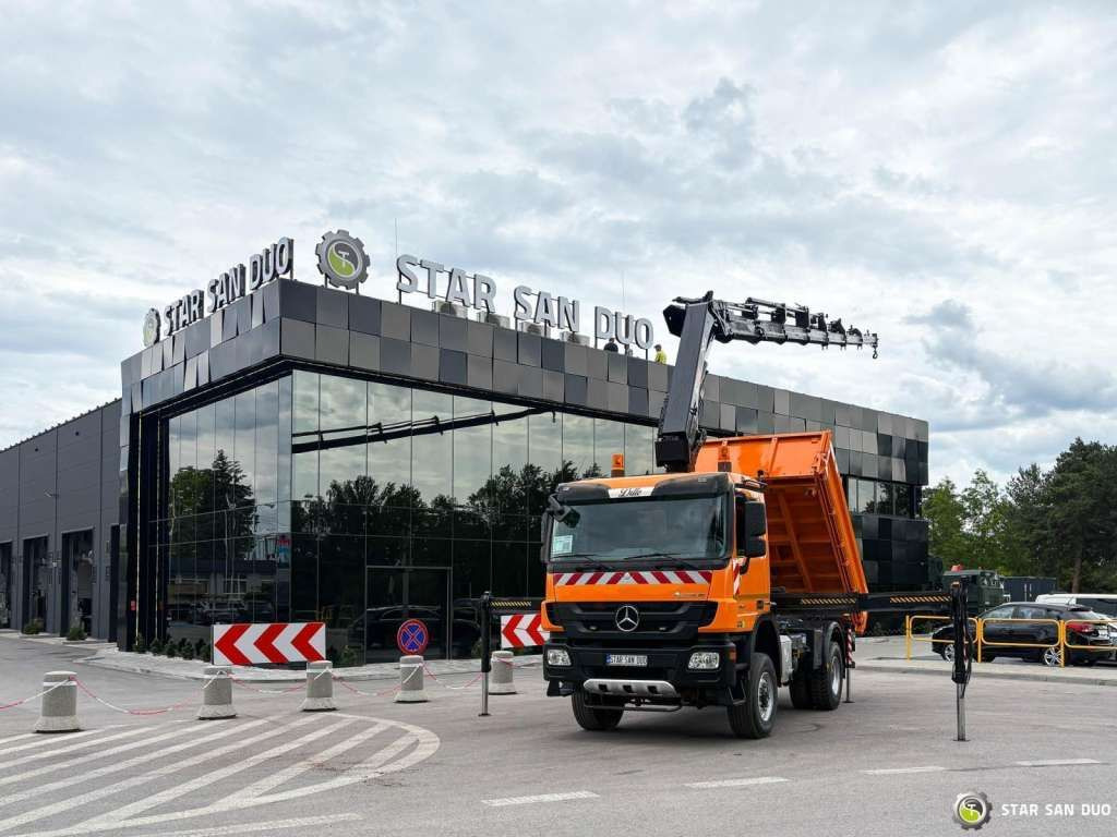 Mercedes-Benz Actros 1841 AK 4x4 Hiab 288E-7 Crane Kipper - Самоскид вантажівка: фото 2 Mercedes-Benz Actros 1841 AK 4x4 Hiab 288E-7 Crane Kipper - Самоскид вантажівка: фото 2