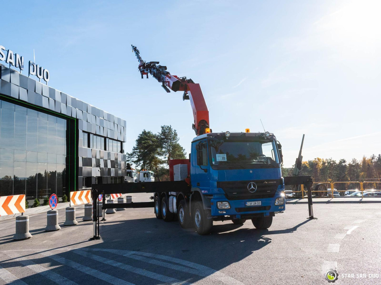 - Вантажівка з маніпулятором: фото 4 - Вантажівка з маніпулятором: фото 4