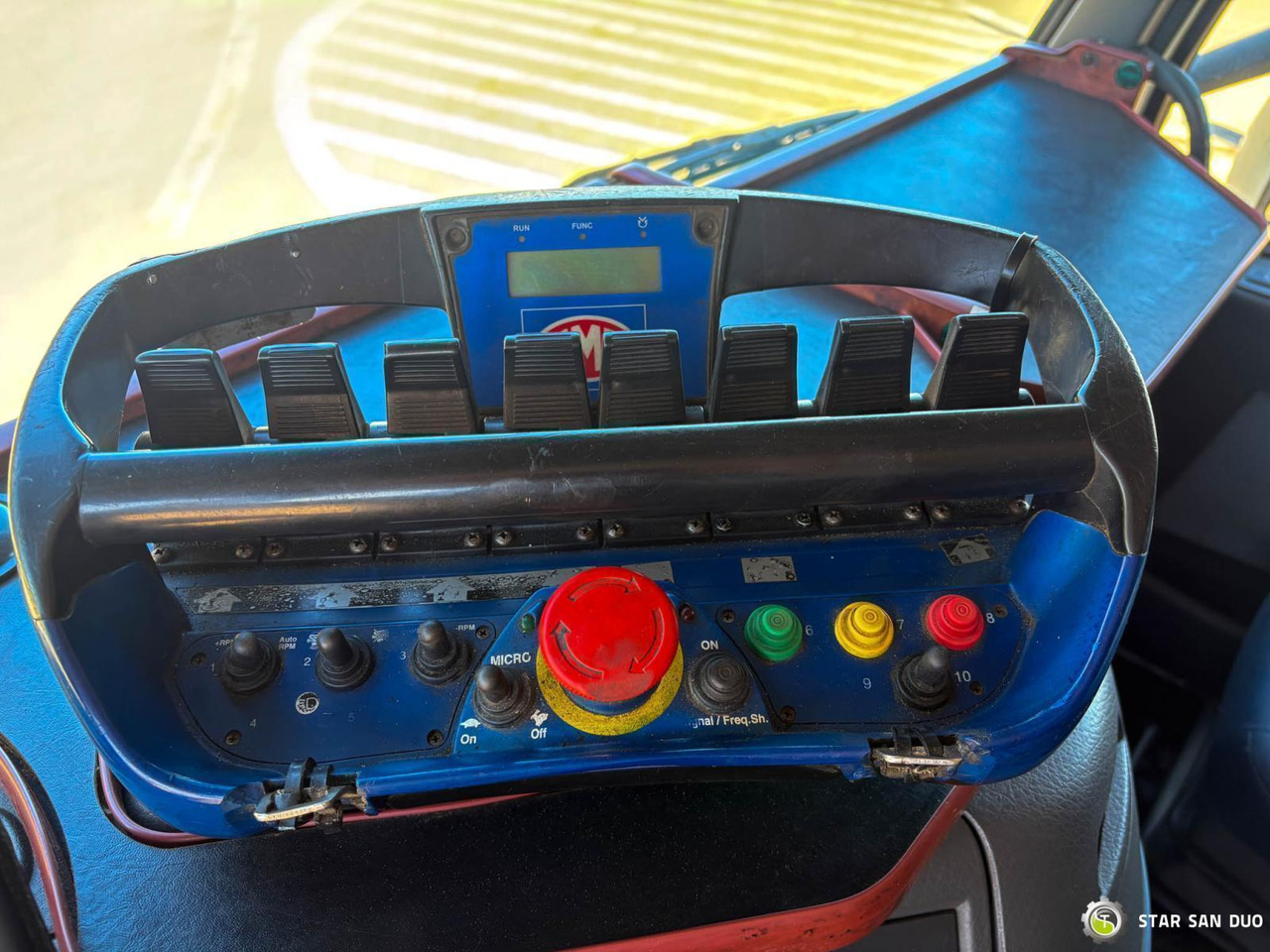 Вантажівка з маніпулятором : фото 14