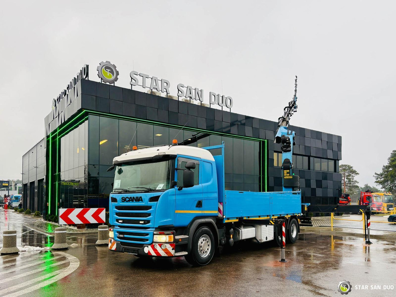 - Вантажівка з маніпулятором: фото 2 - Вантажівка з маніпулятором: фото 2