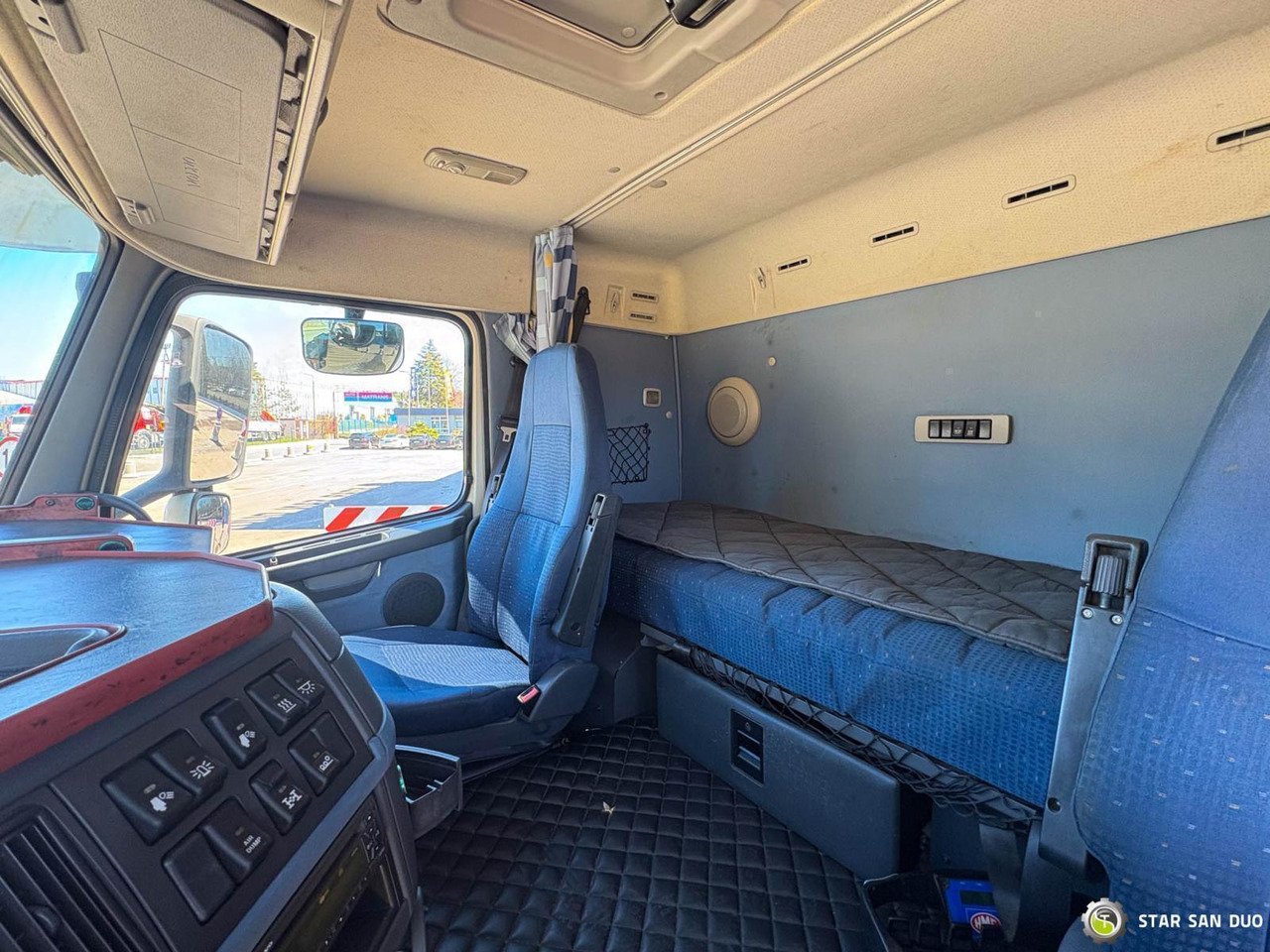 Вантажівка з маніпулятором : фото 18