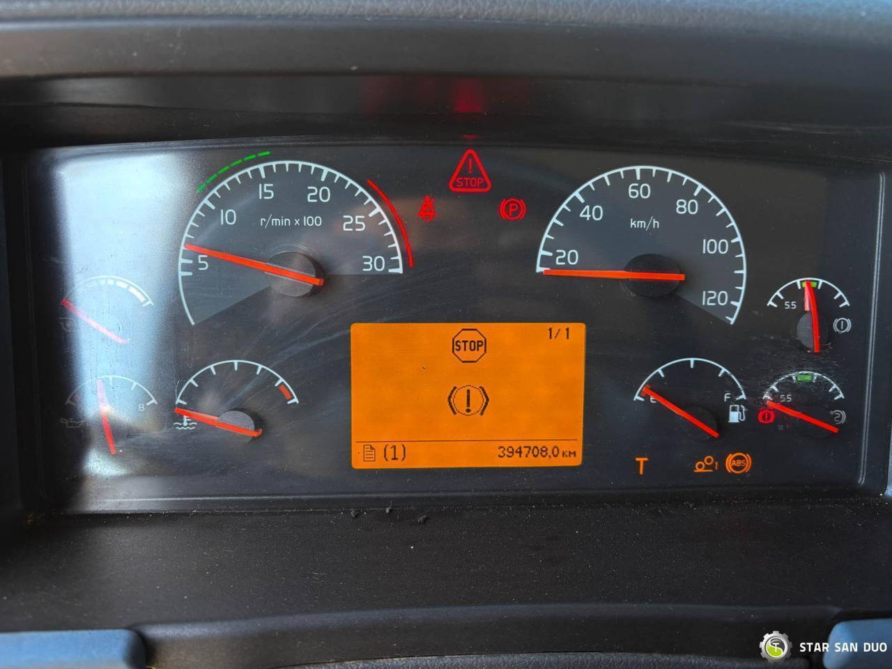 Вантажівка з маніпулятором : фото 10